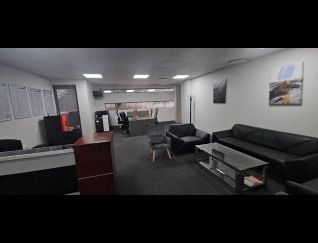 BUSINESS PROPERTY TO RENT IN MIDRIDGE PARK